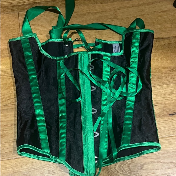 Small green and black corset - Picture 1 of 4